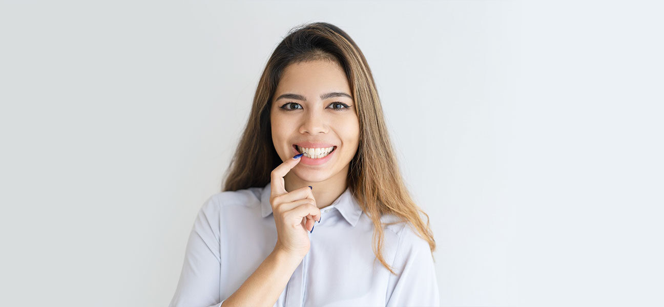 Shades of White: Choosing the Right Teeth Whitening Approach