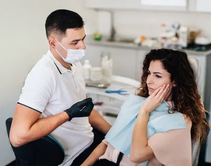 What Dental Problems Need Immediate Treatment? A Sacramento Dentist Explains 