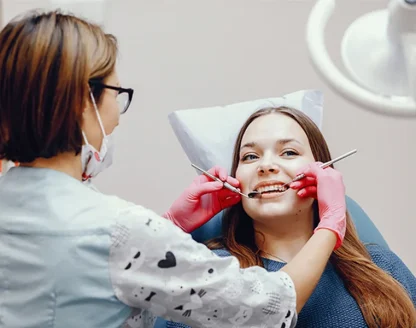 What Dental Problems Need Immediate Treatment? A Sacramento Dentist Explains 